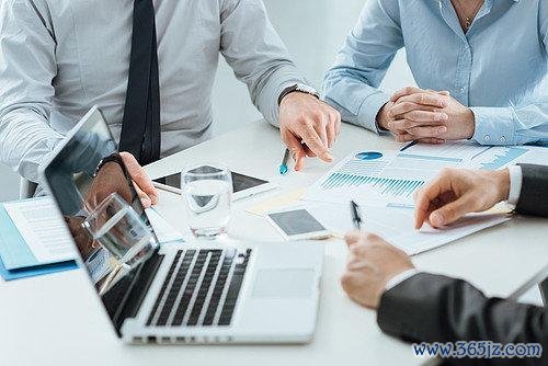 新股配资门户网 标普: 确认国家电网“A+”长期发行人信用评级, 展望“稳定”